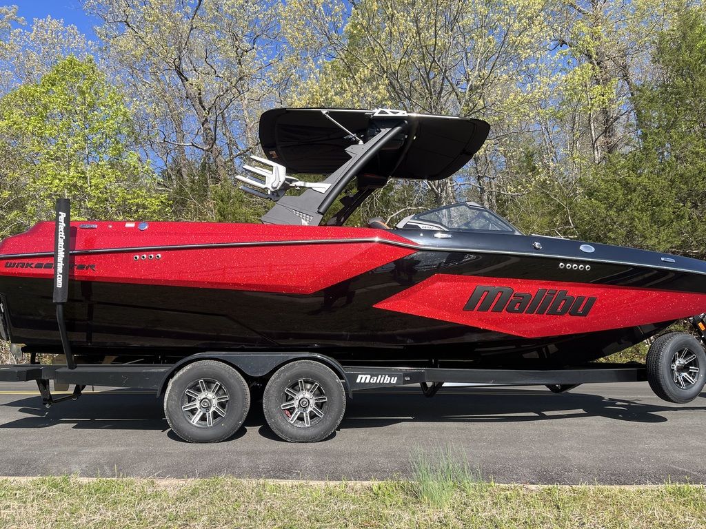 2025 Malibu Boats 24 MXZ