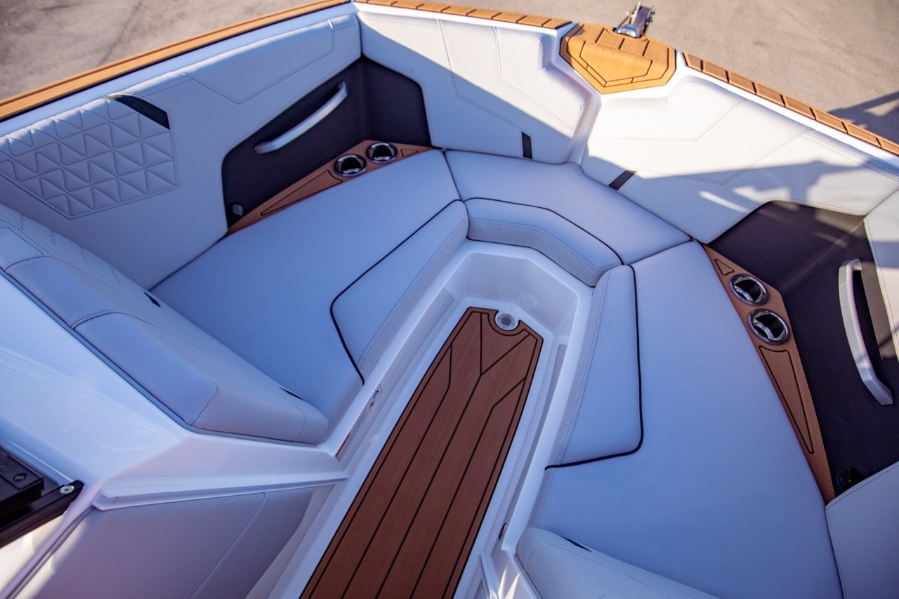 2024 Nautique GS22