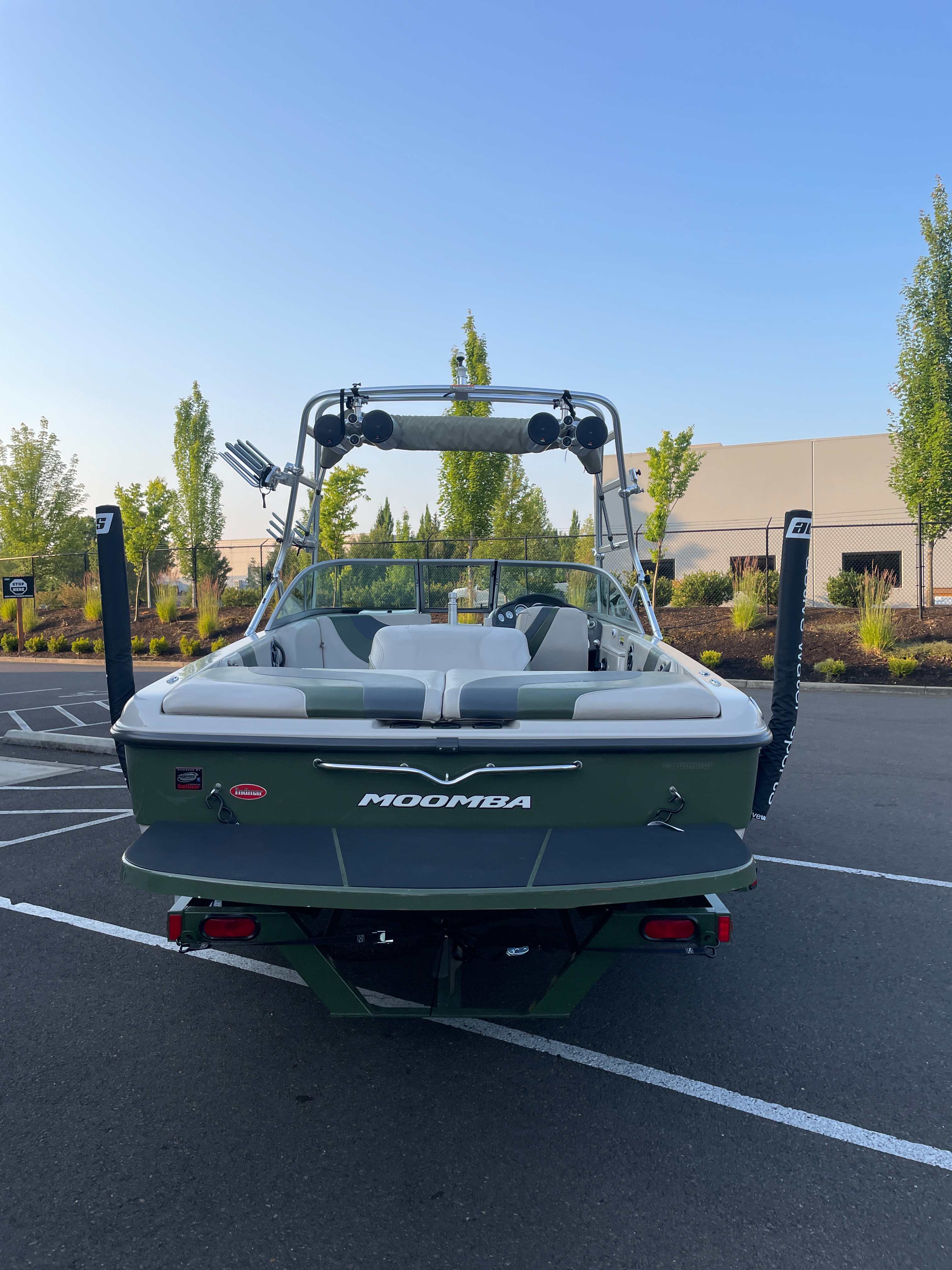 2006 Moomba Outback