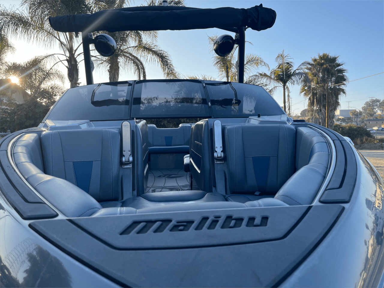2023 Malibu LSV23 Icon