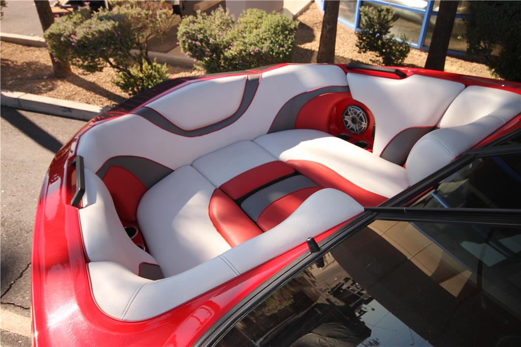 2021 MB Sports B52 23 Alpha – Wakeboard & Wakesurf boat !SUPER CLEAN!
