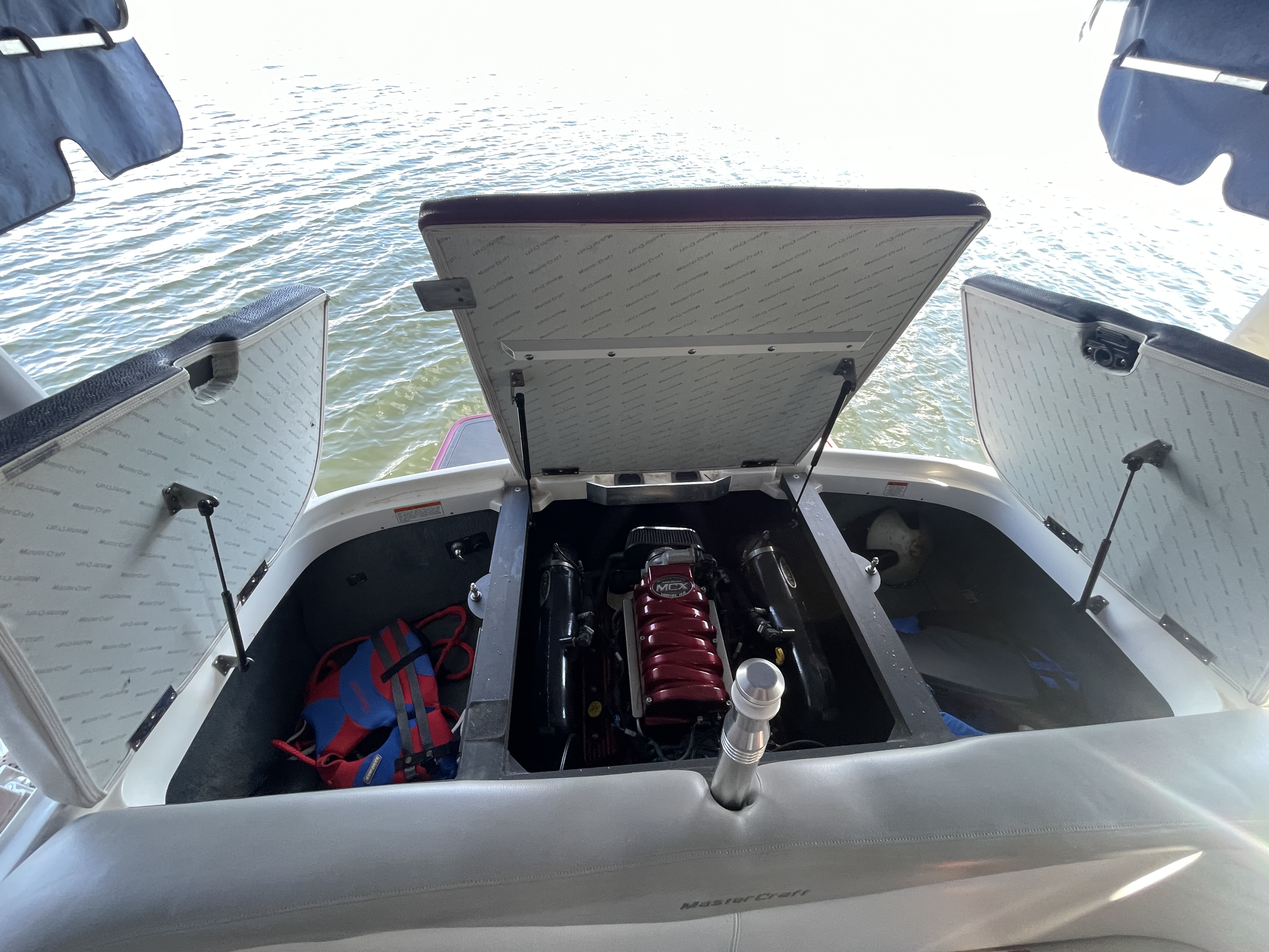 2009 MasterCraft X2