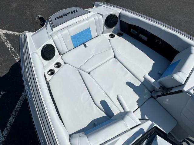 2024 Malibu 23 MXZ *Demo Discount- New*