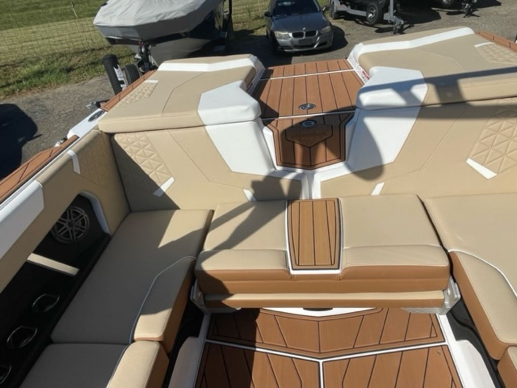 2024 Nautique Super Air Nautique GS22