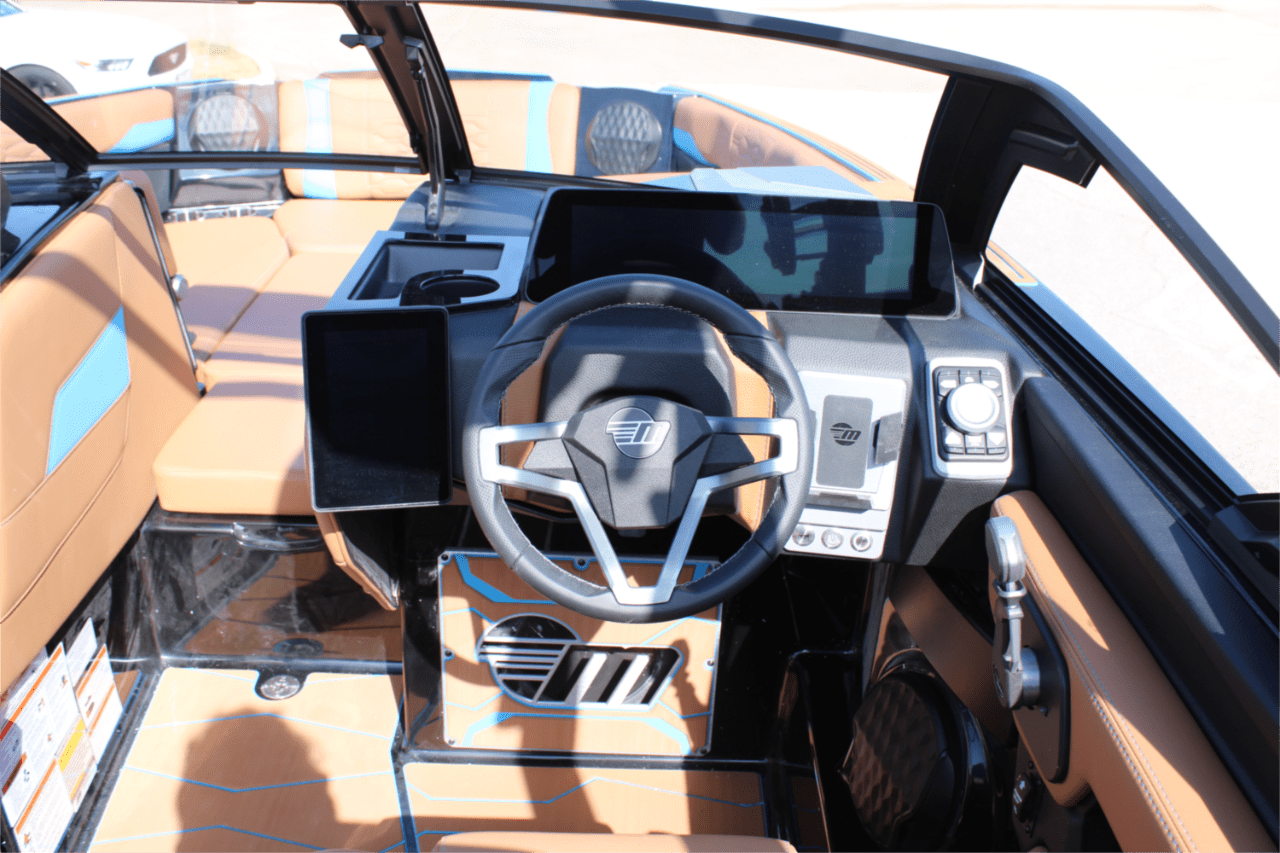 2025 Malibu 24 MXZ