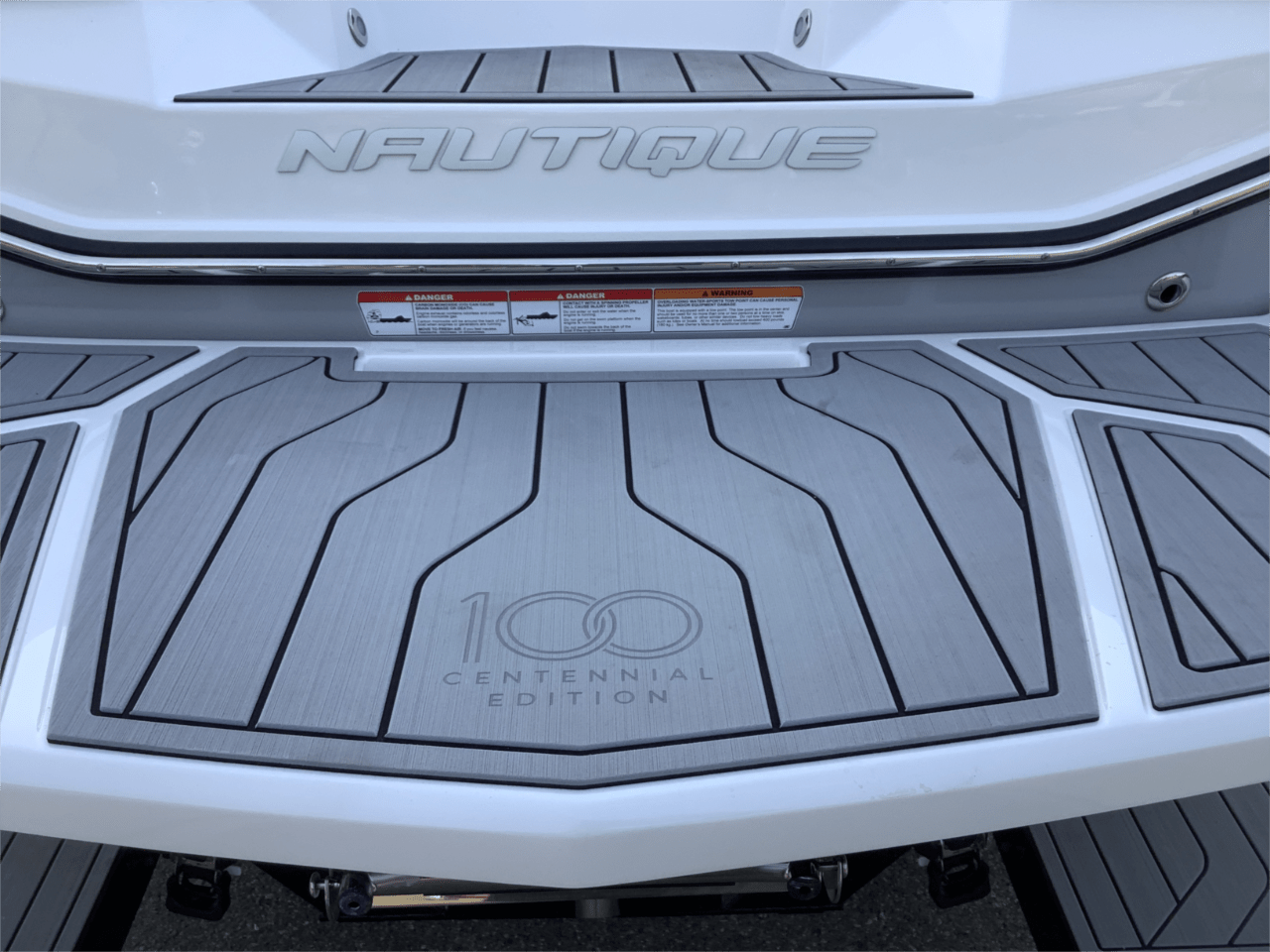 2025 Nautique G25