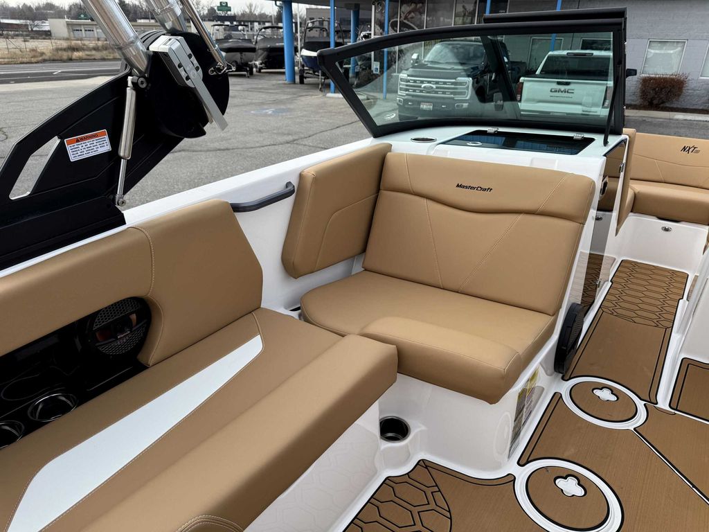 2025 MasterCraft NXT20
