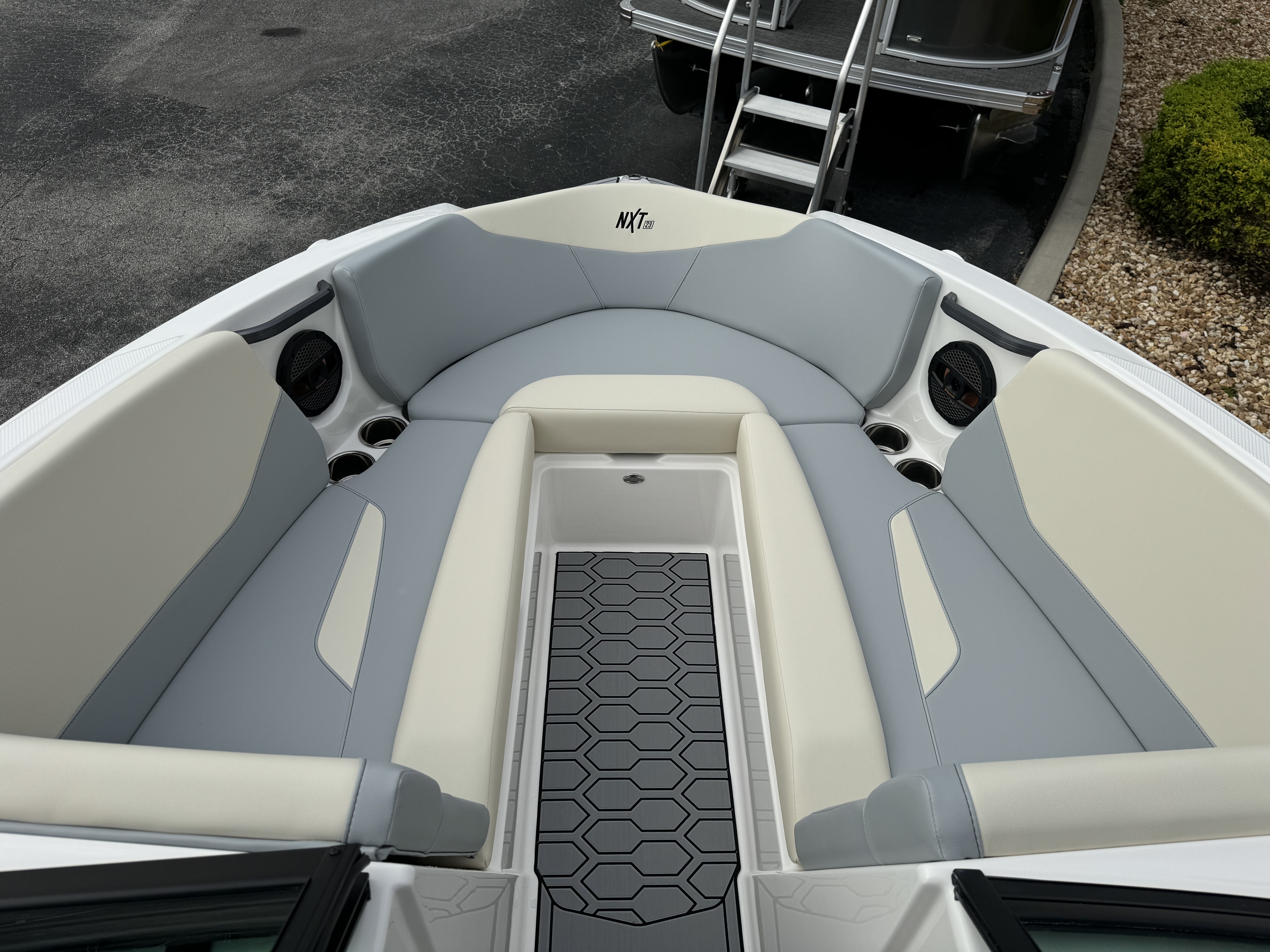 2025 MasterCraft NXT23