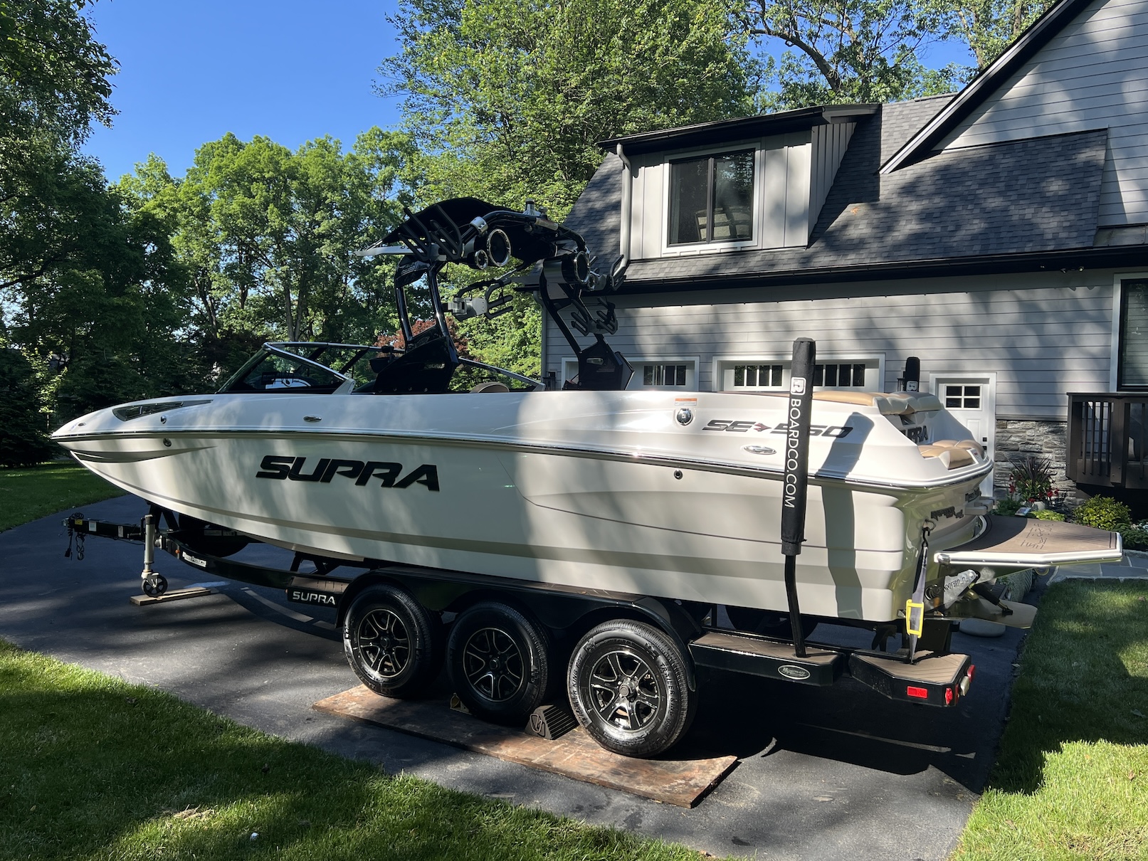 2017 SUPRA SE 550, FULLY LOADED, FRESHWATER, 358 hours