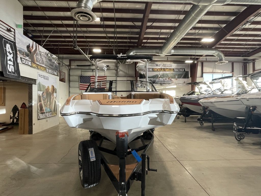 2025 Malibu Boats 23 MXZ