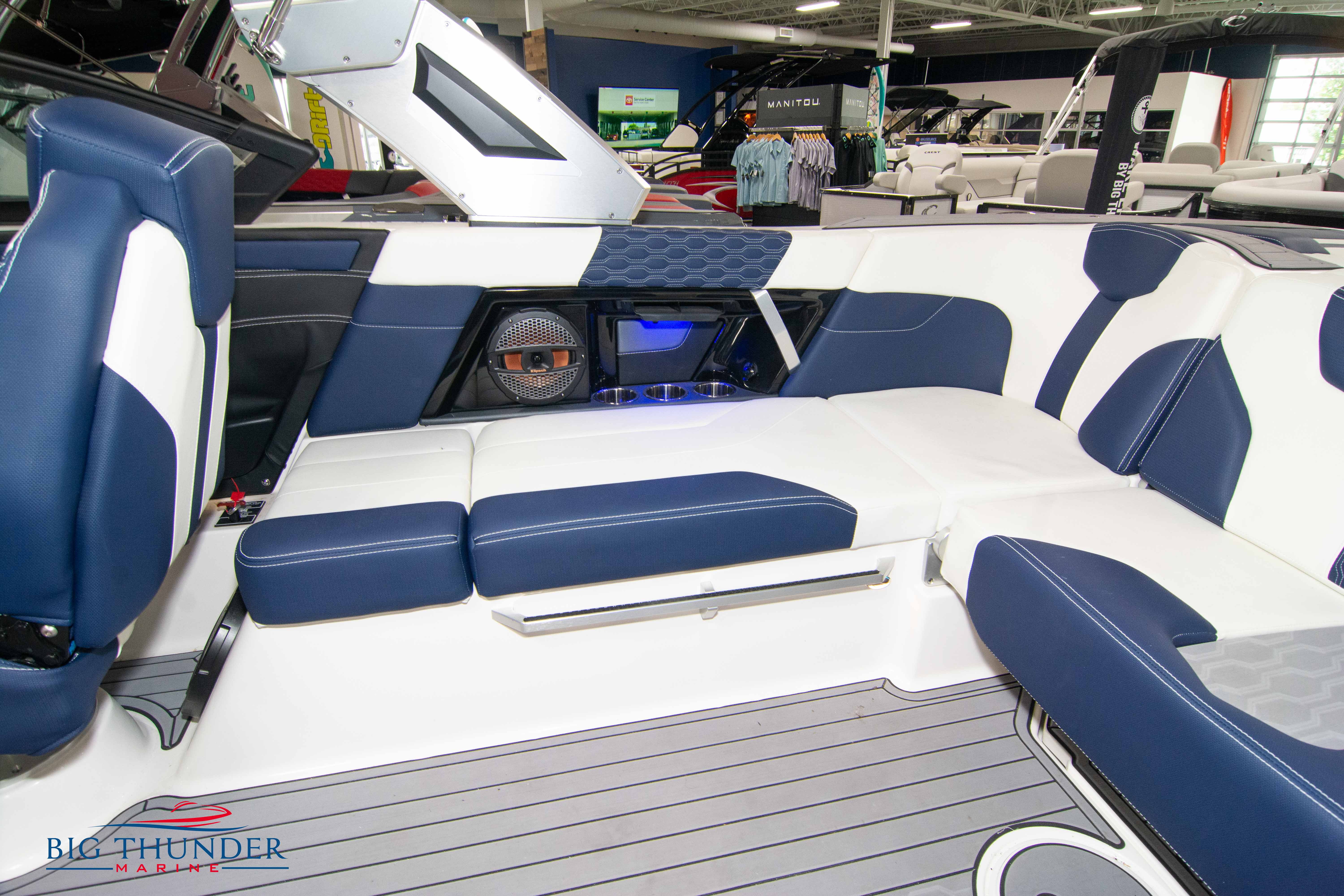 2023 Mastercraft XT23