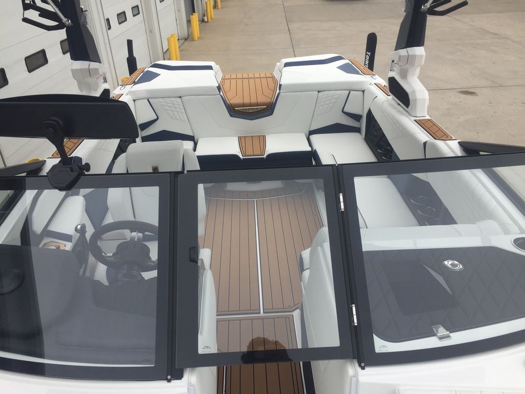 2025 Nautique Super Air Nautique S21 Icon
