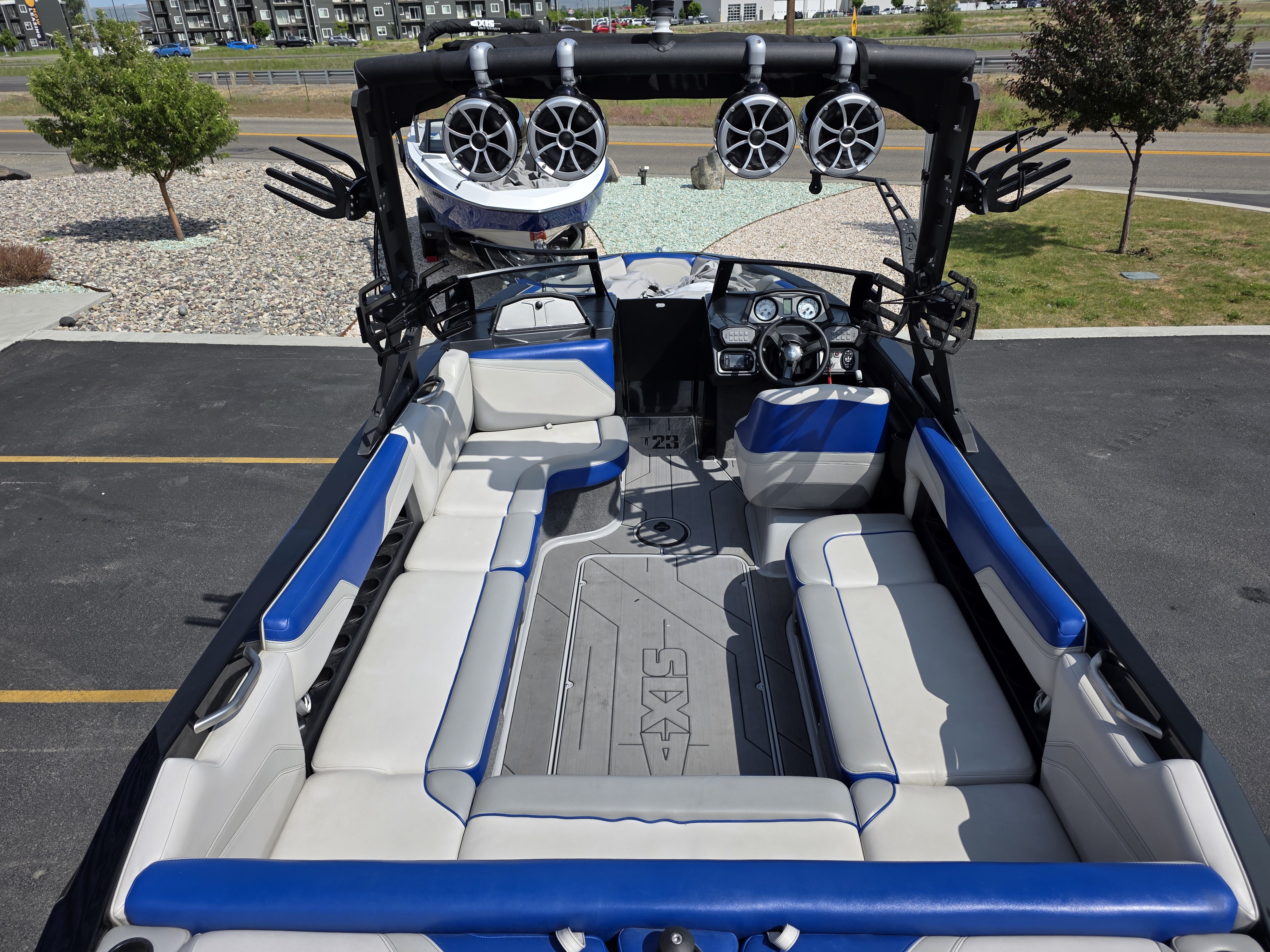 2018 Axis Boats T23