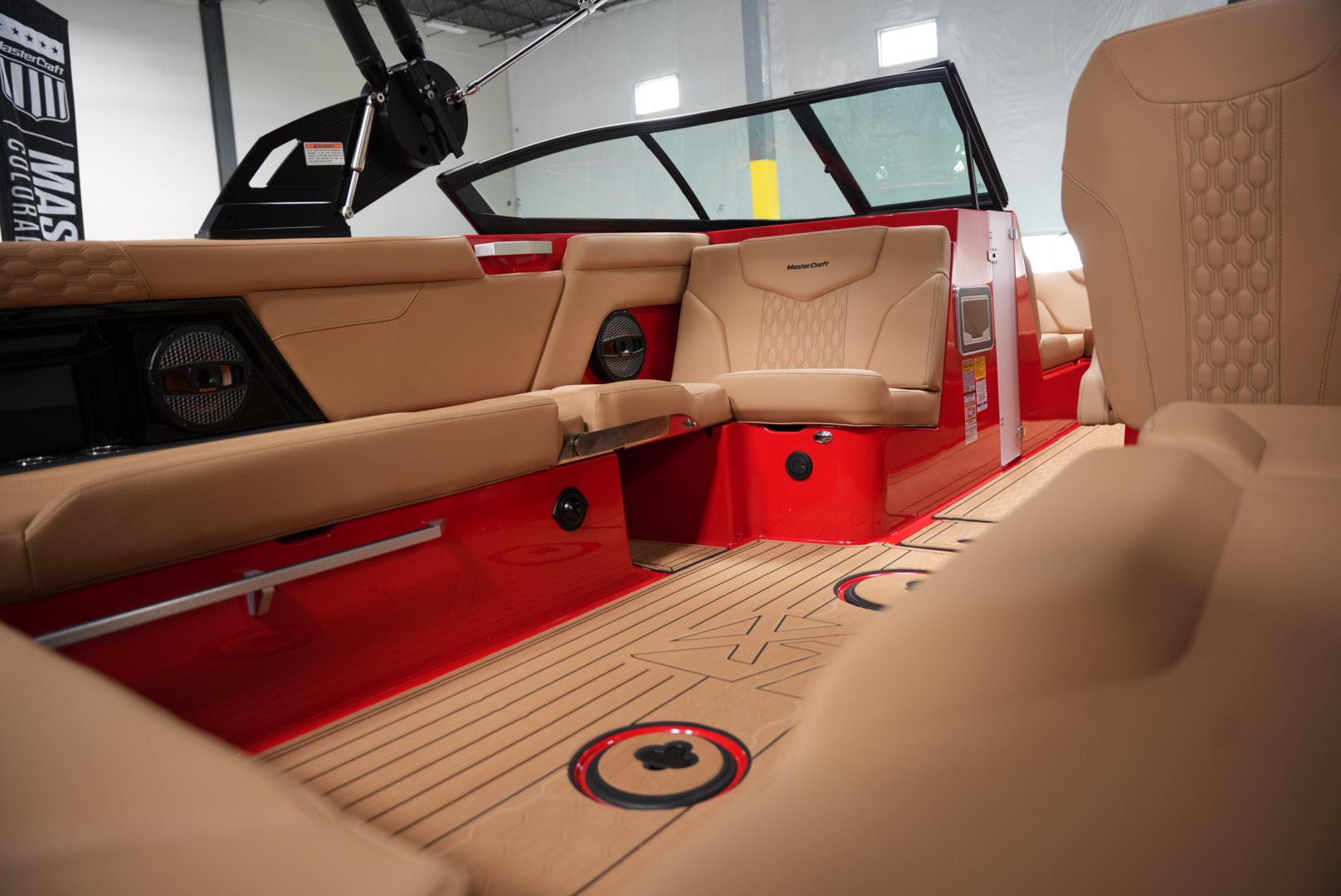 2025 MasterCraft XT24 - EXECUTIVE DEMO - COMING OCTOBER 15! Icon