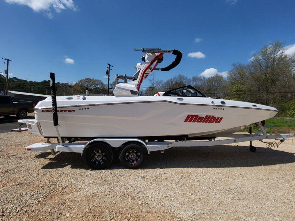 2024 Malibu 23 MXZ