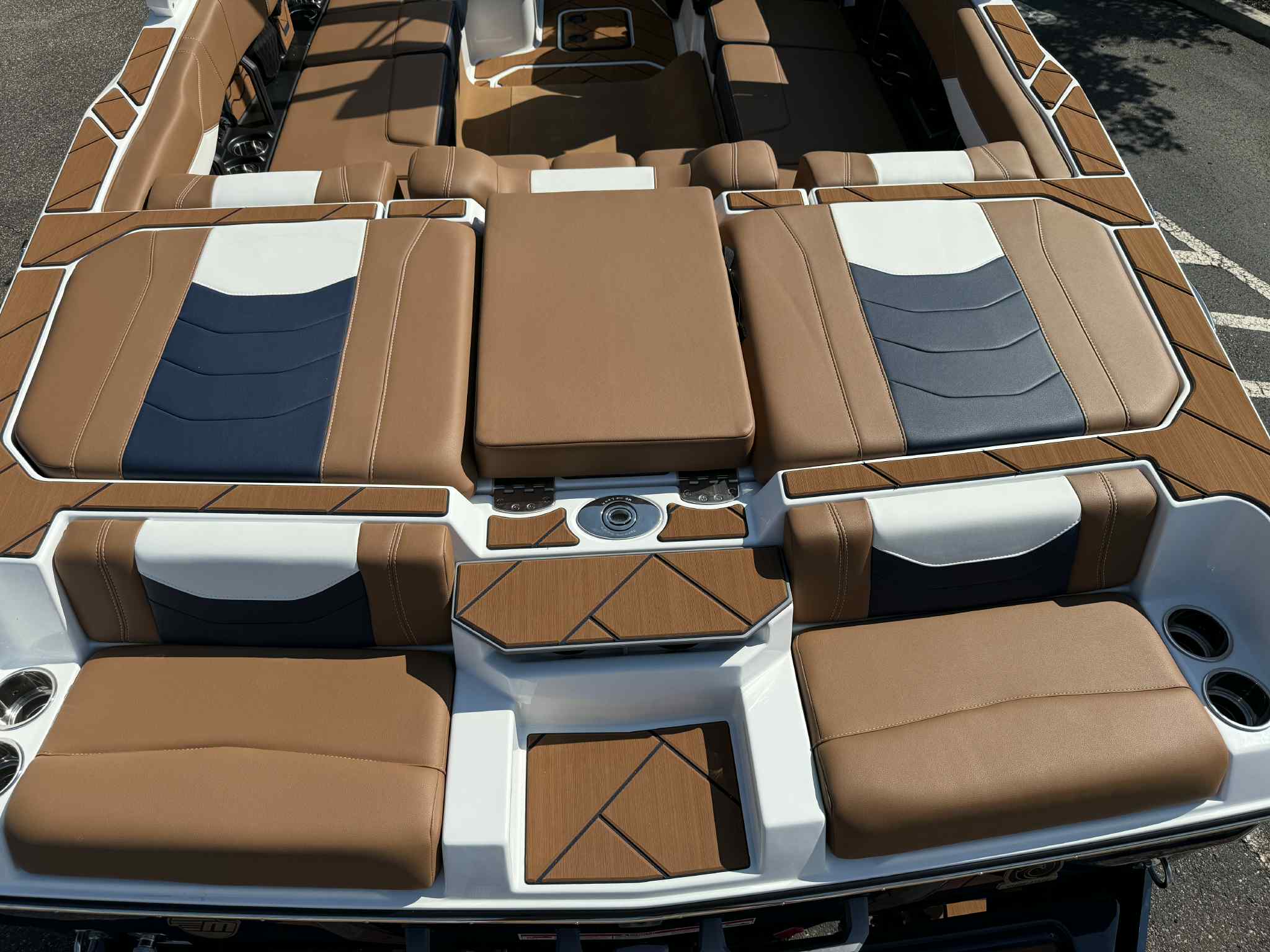 2025 Malibu 23LSV