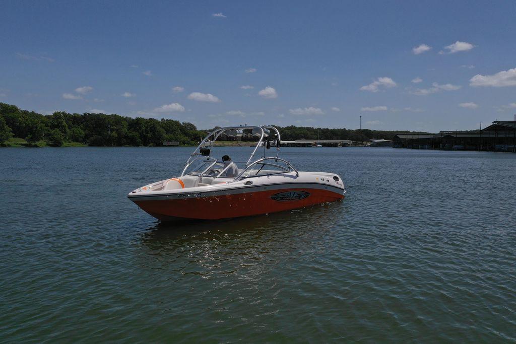 2005 Air Nautique 226 TE