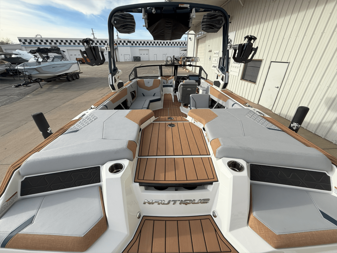 2025 Nautique GS22