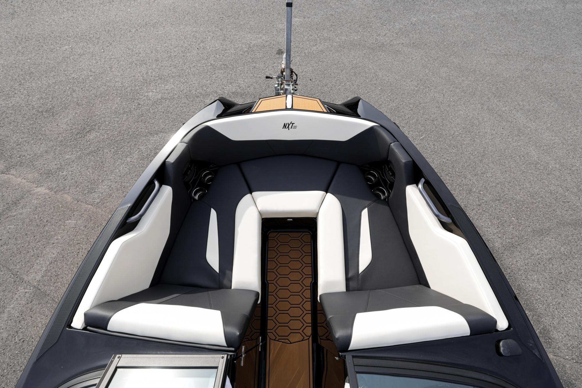 Mastercraft NXT 20