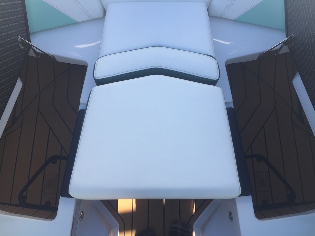 2025 Nautique Super Air Nautique G21