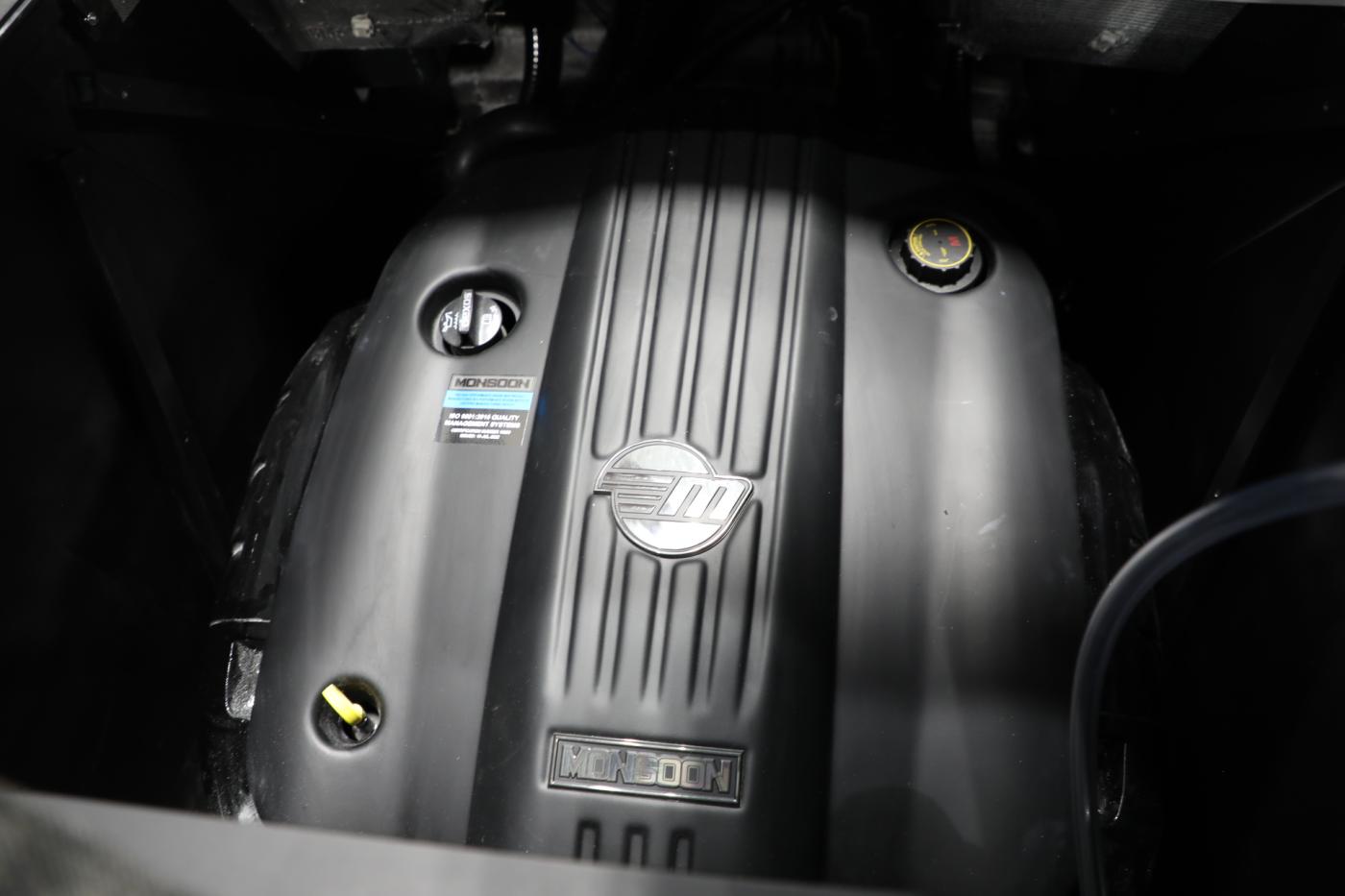 2024 Malibu 25 LSV