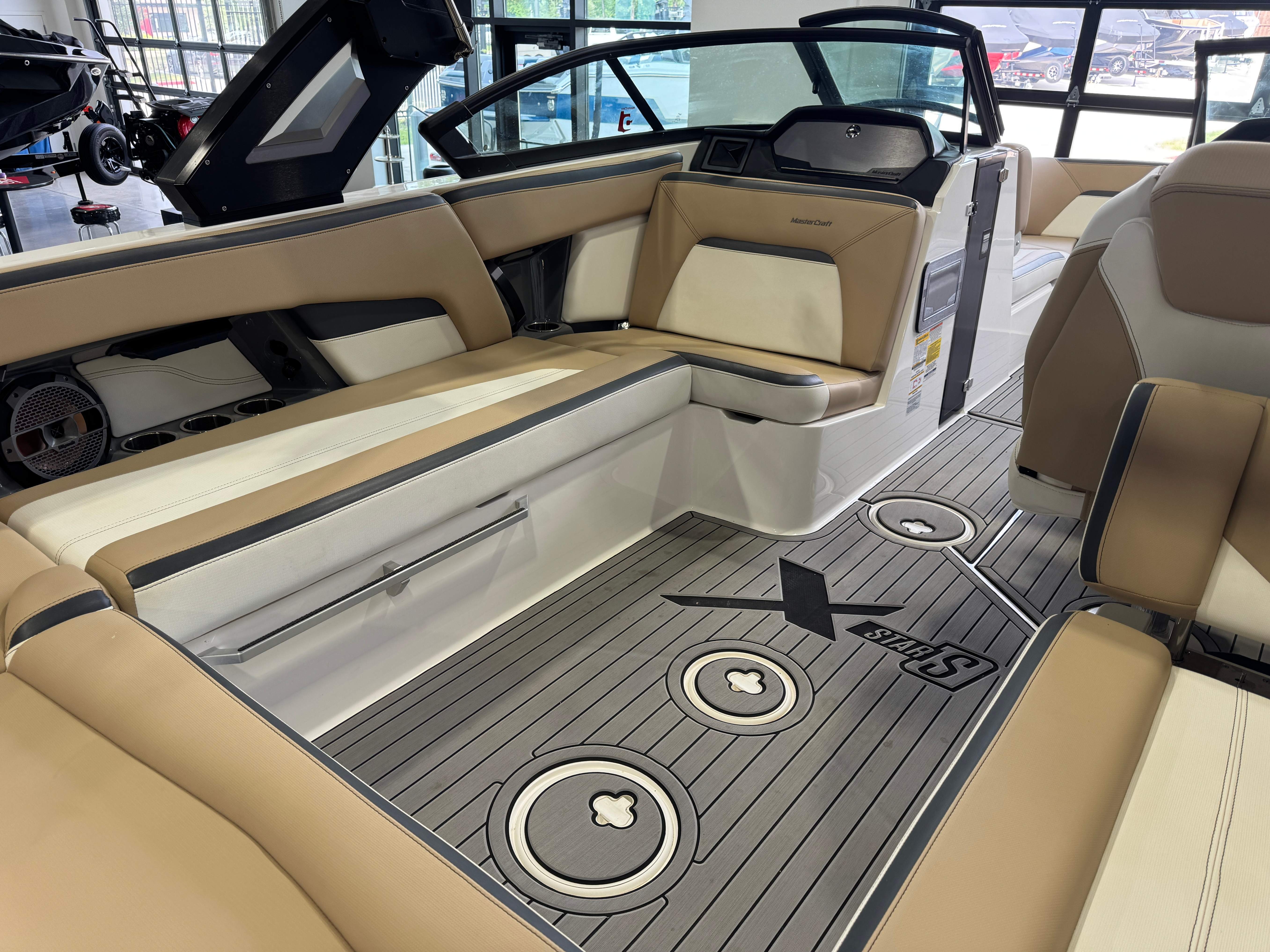 2022 MasterCraft XSTAR S