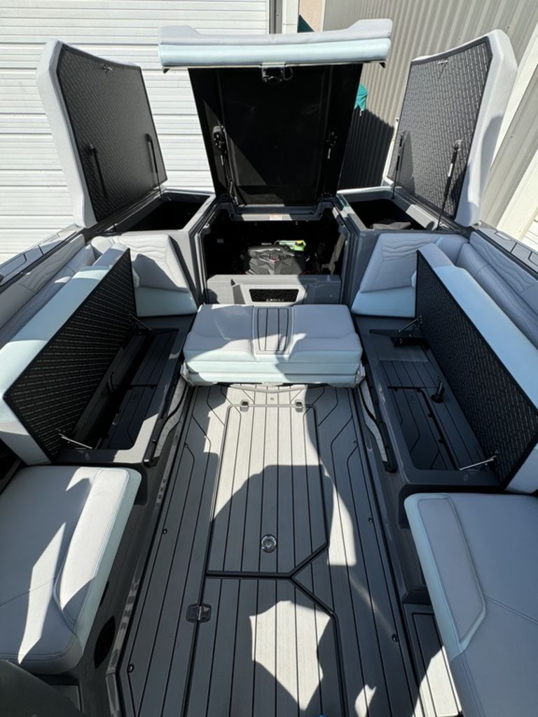 2025 Nautique Super Air Nautique G23 Icon