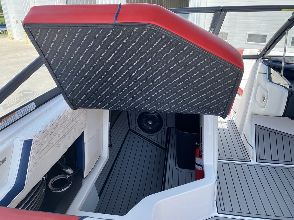 2018 Nautique Super Air G23