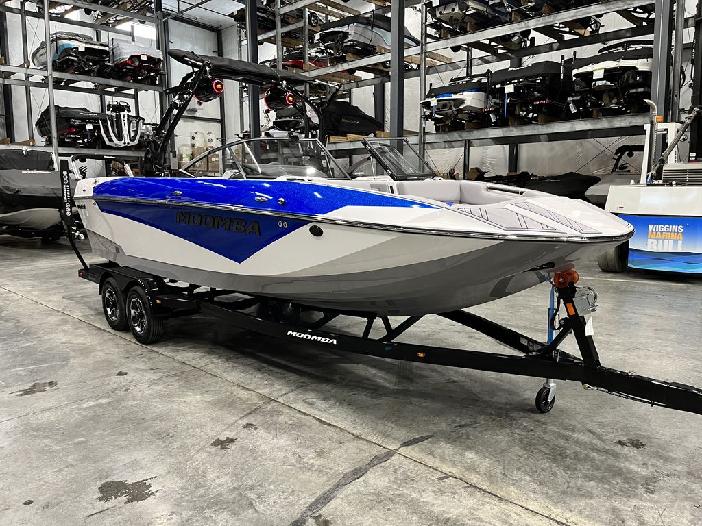 2023 MOOMBA Makai