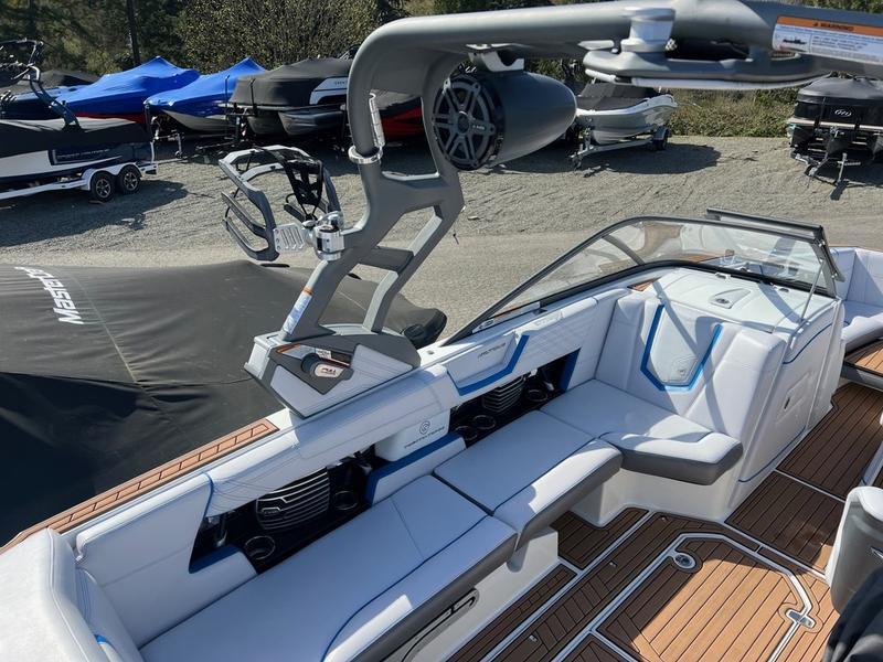 2017 Nautique G23