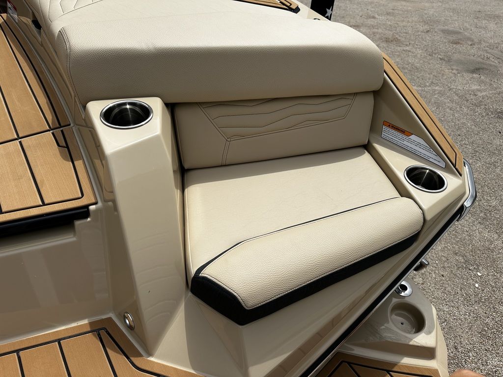 2025 Nautique Super Air Nautique G25