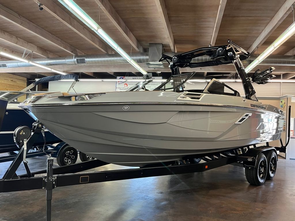 2023 Centurion RI 245