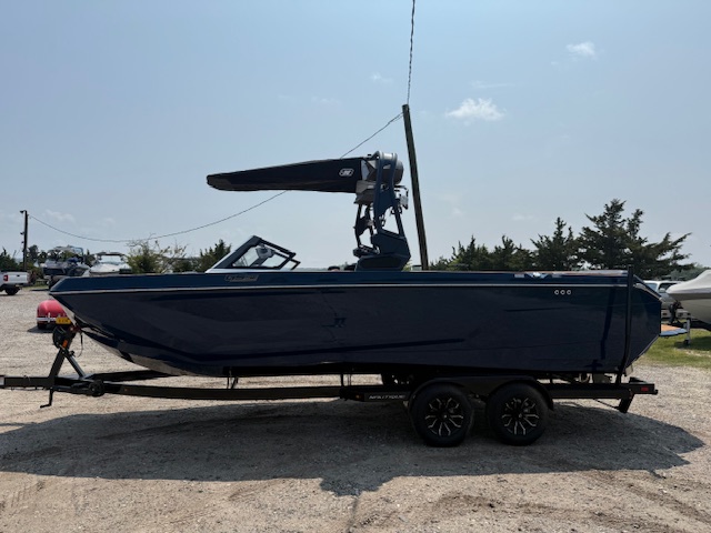 2025 Nautique GS24 