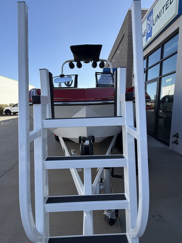 2020 Nautique G25