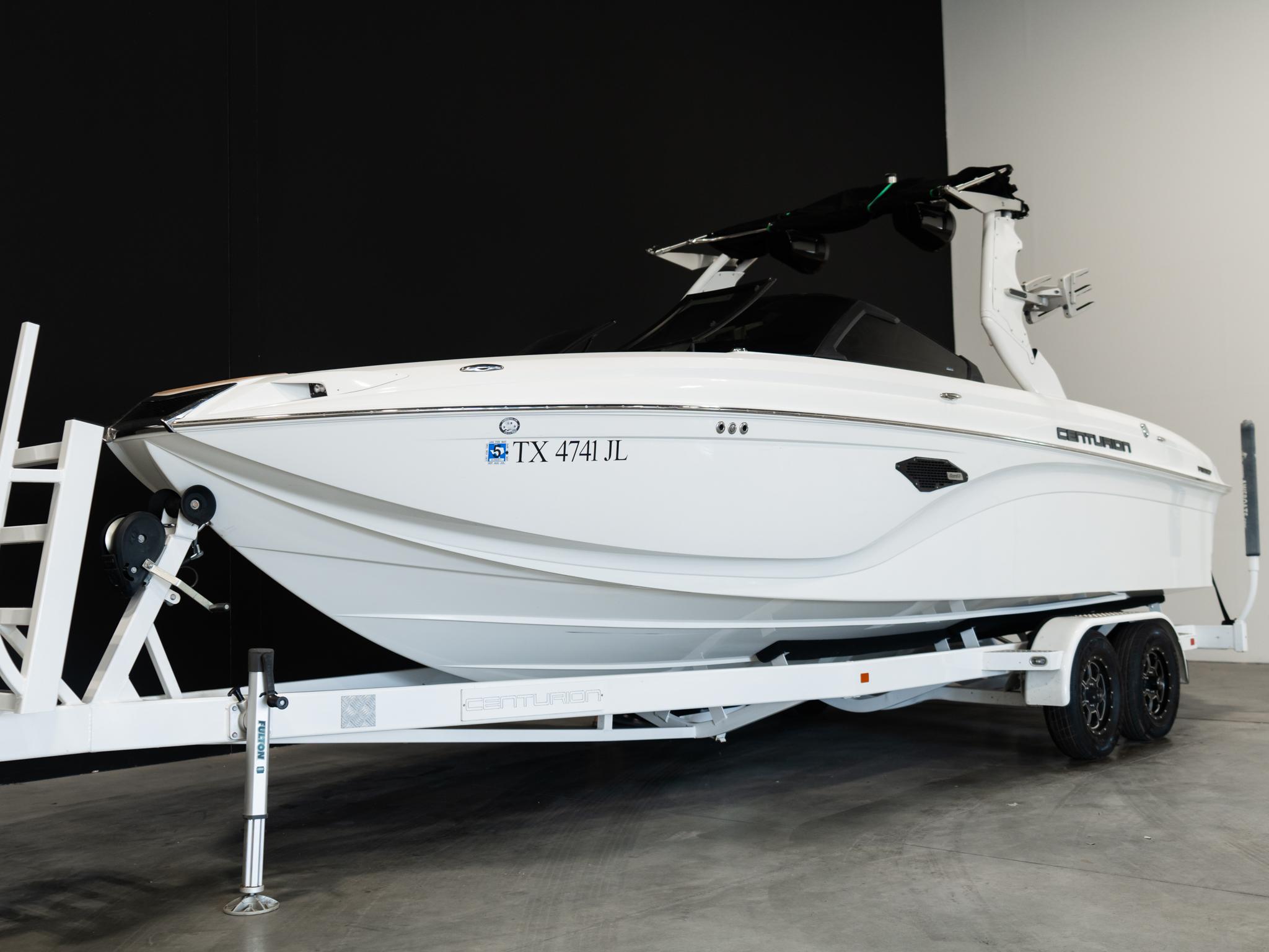 boat.Title