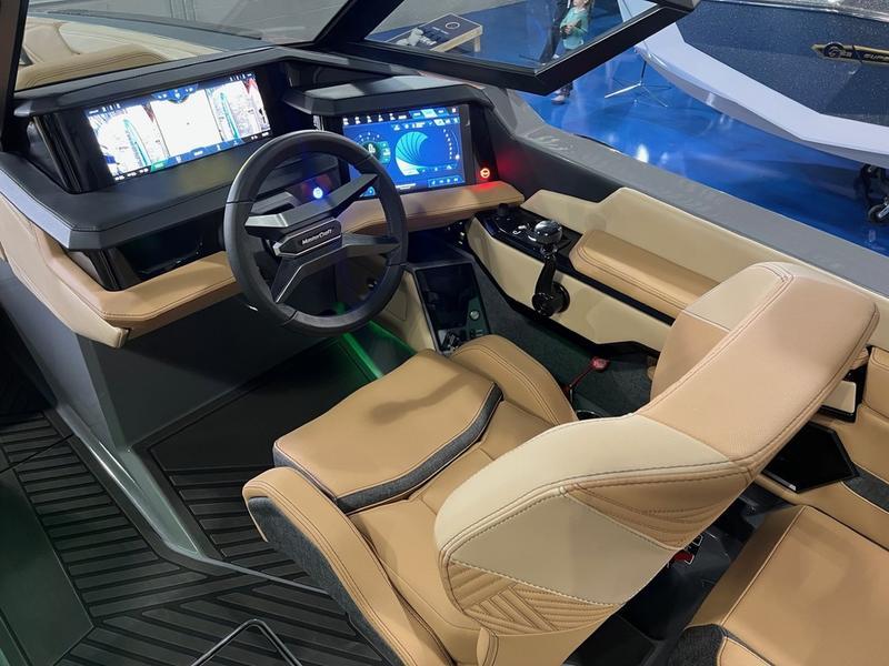 2024 MasterCraft XStar 23