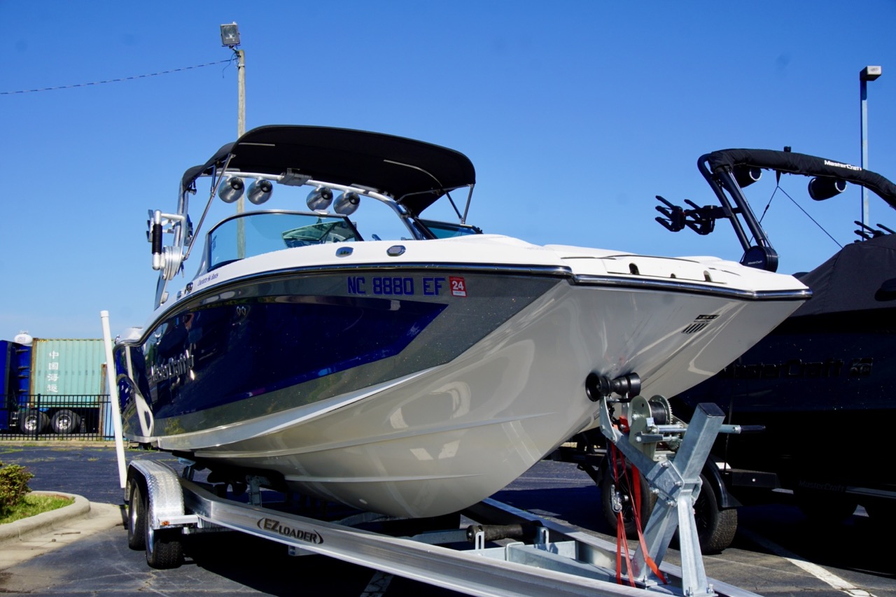 2017 MasterCraft X26