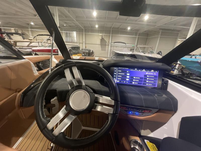 2022 Nautique G25