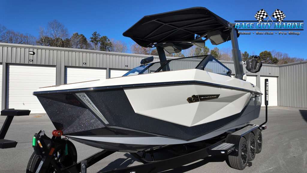 2025 Nautique G23