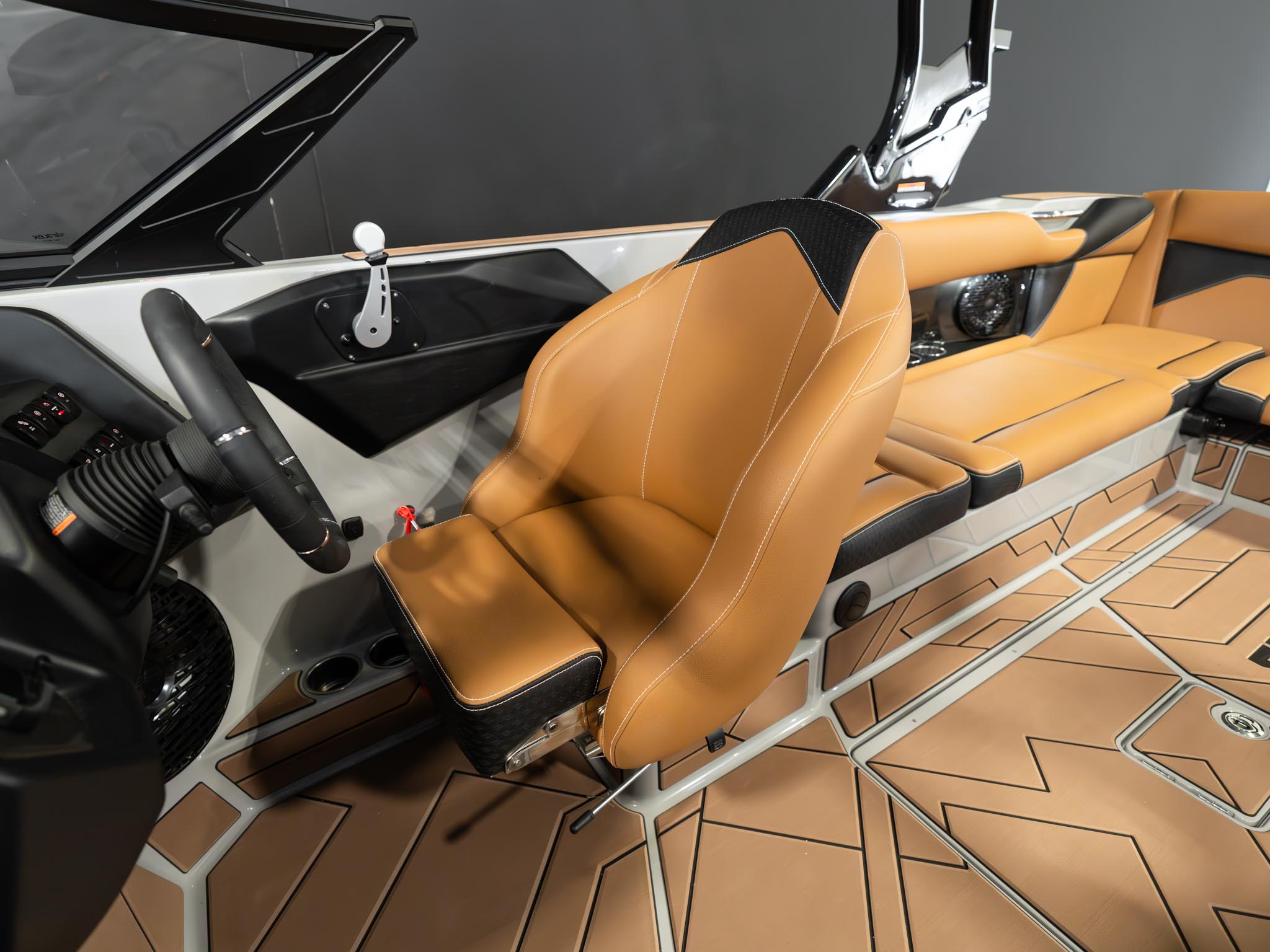 2025 Supreme S240 Stone Grey / Brown Interior