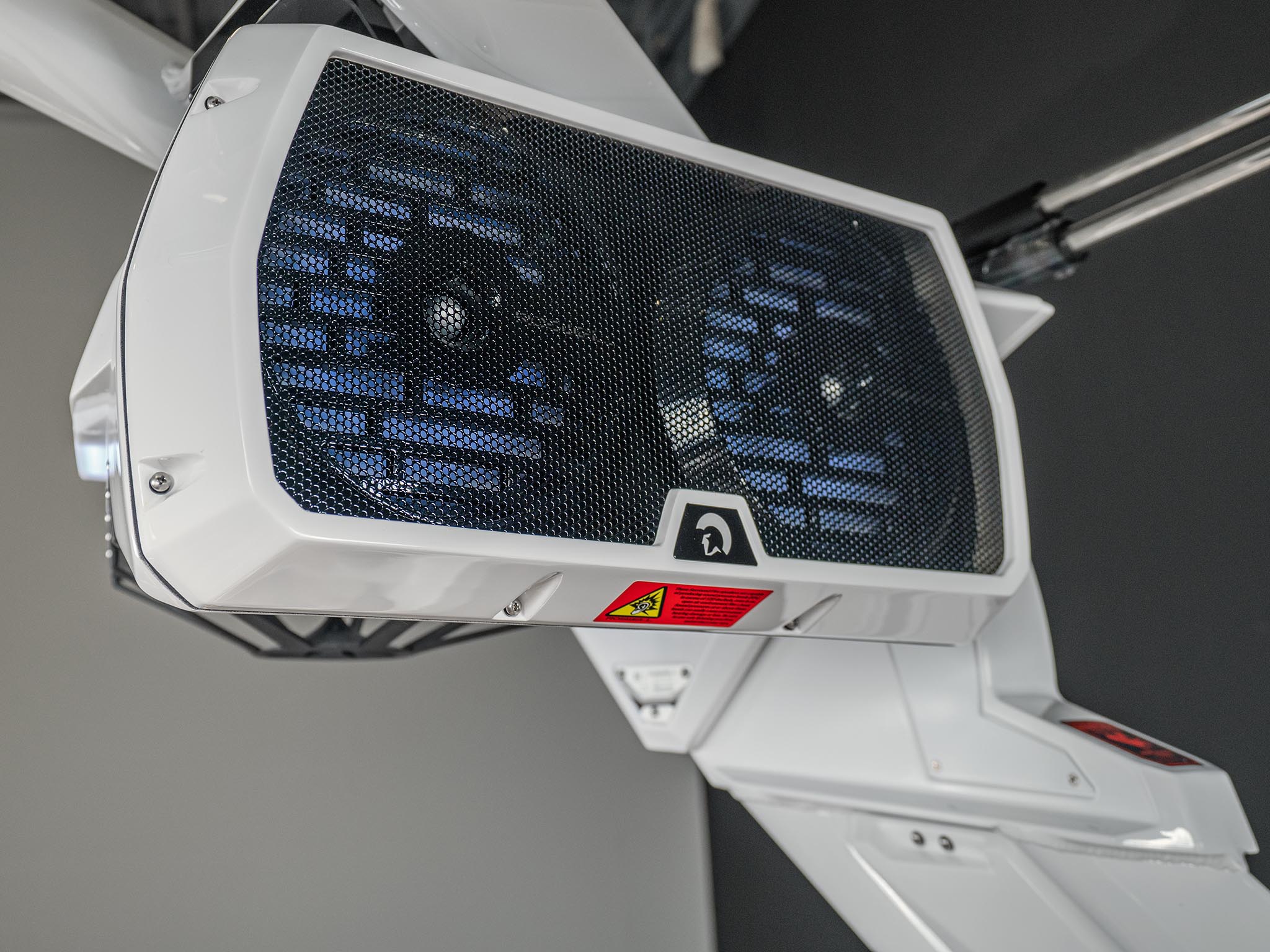 2025 Centurion Ri265 – All White Icon