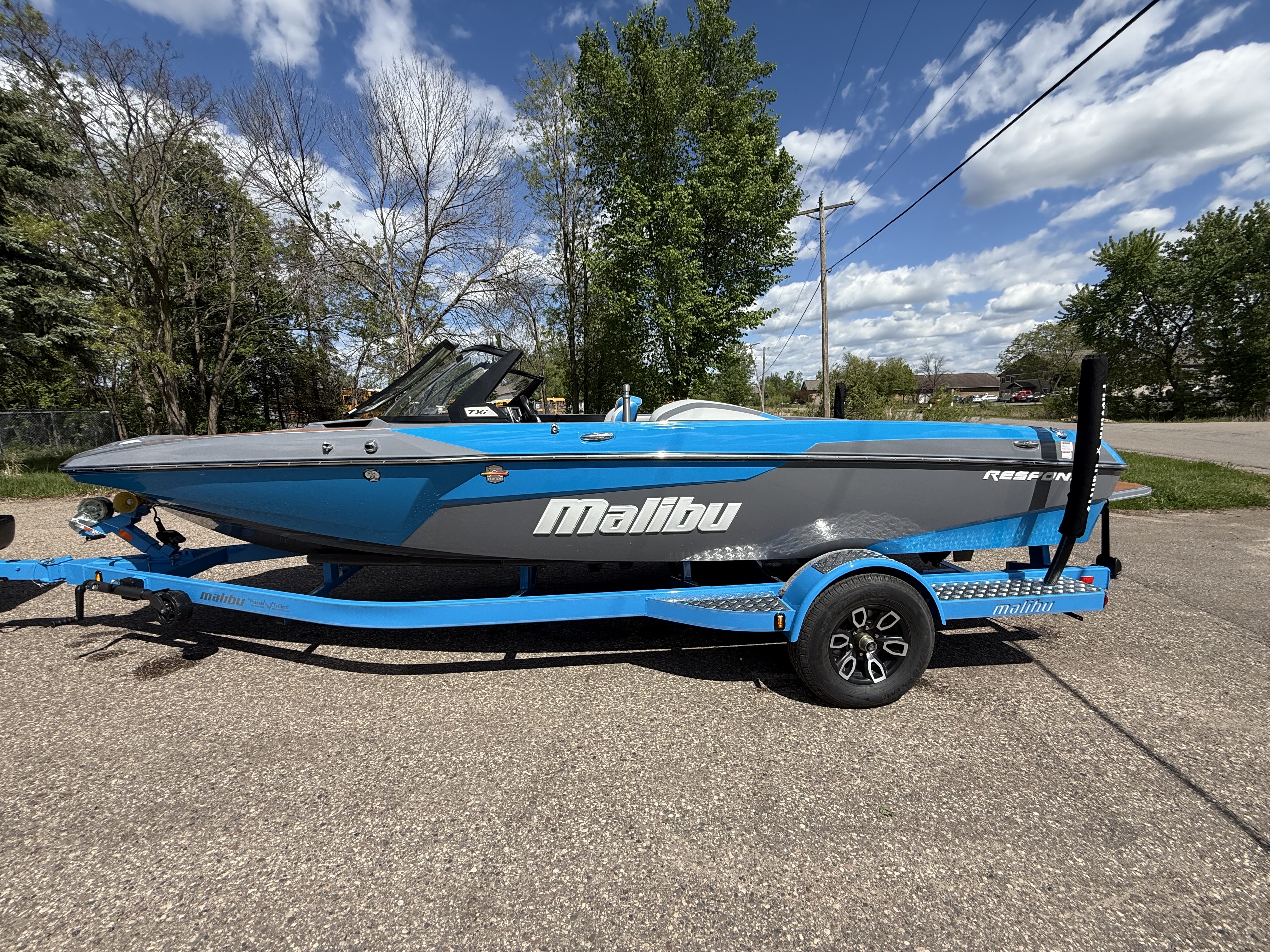 2023 Malibu Response TXI MO - 440 Hours