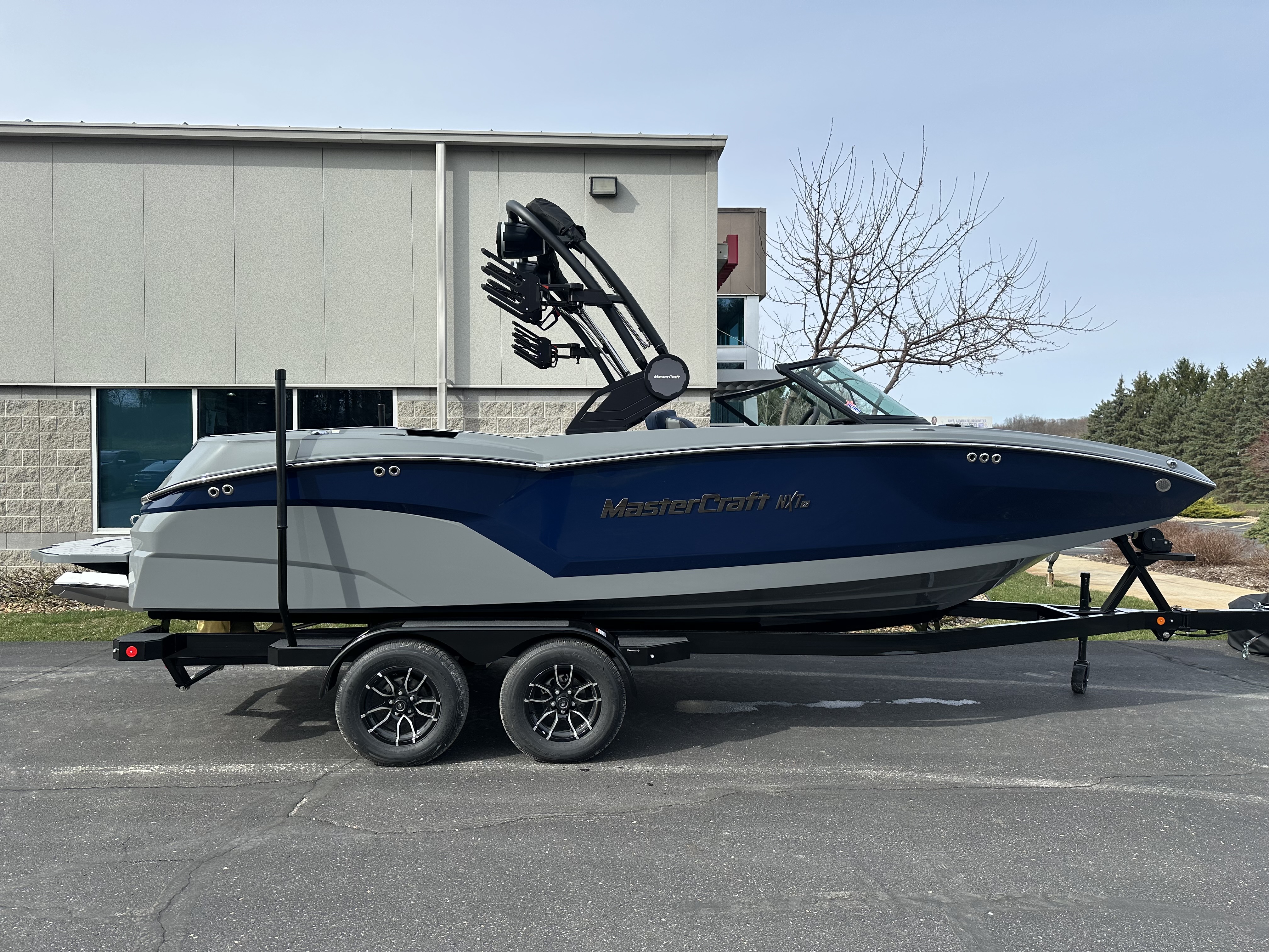 boat.Title