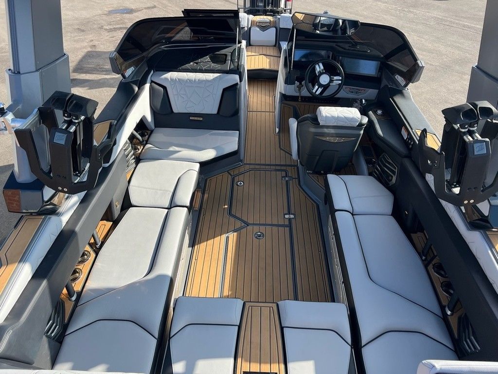 2023 Nautique G23 Paragon