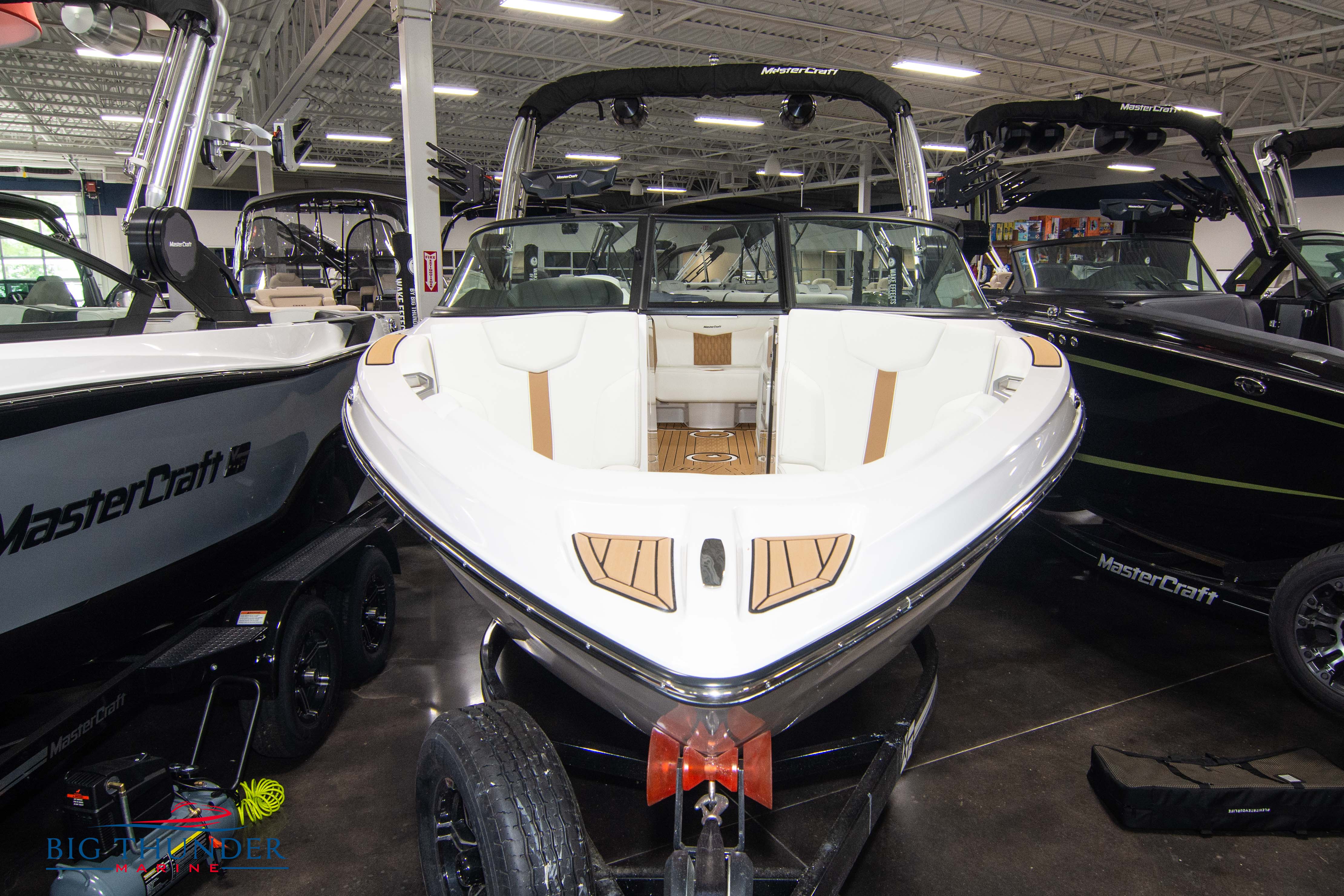 2023 Mastercraft XT23