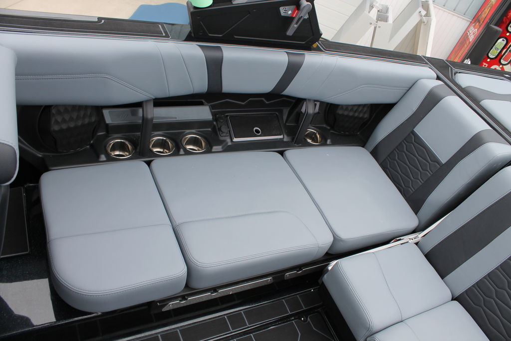 2025 Malibu Boats 23 MXZ