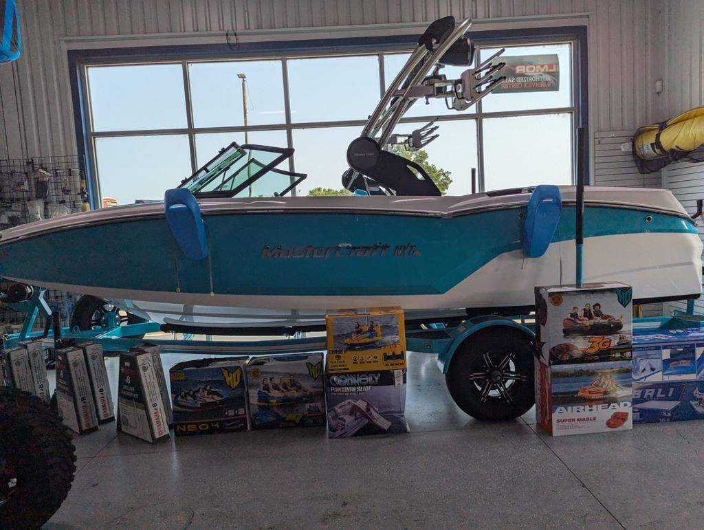 boat.Title