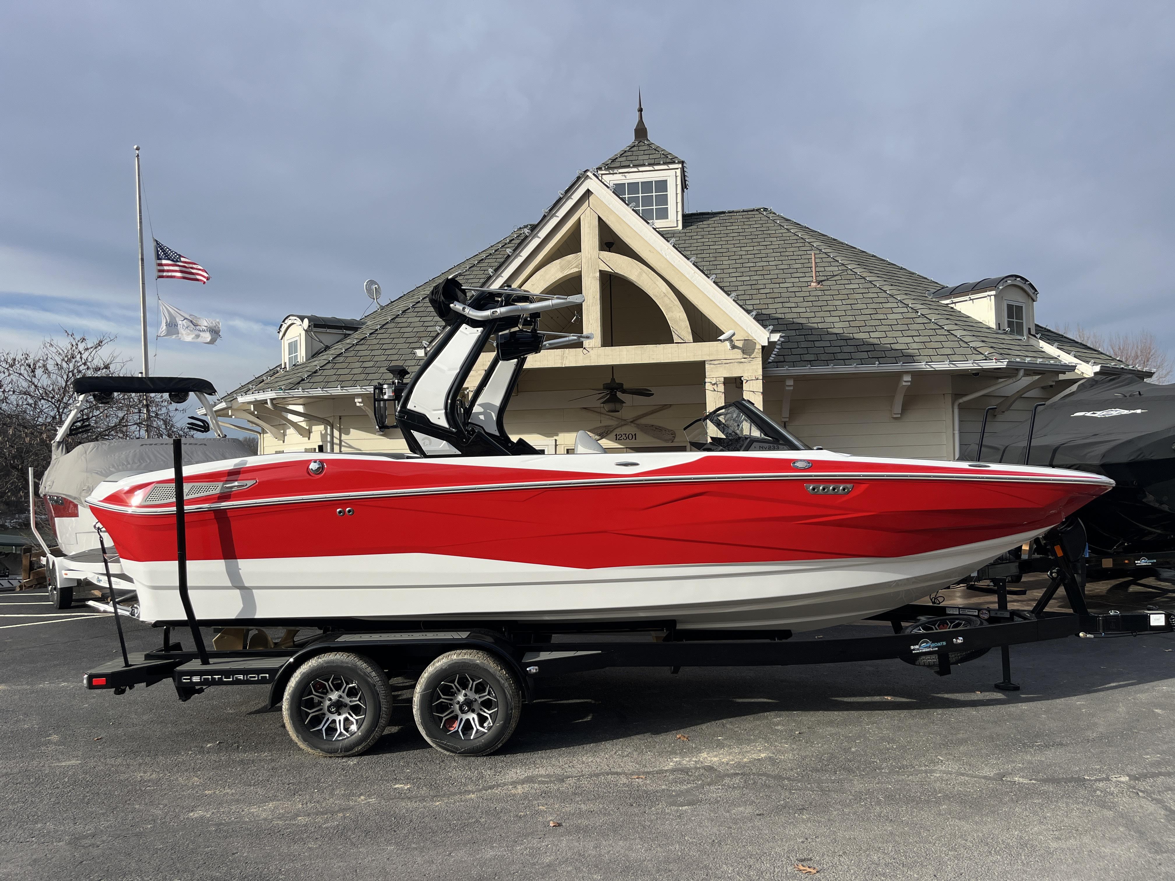 boat.Title