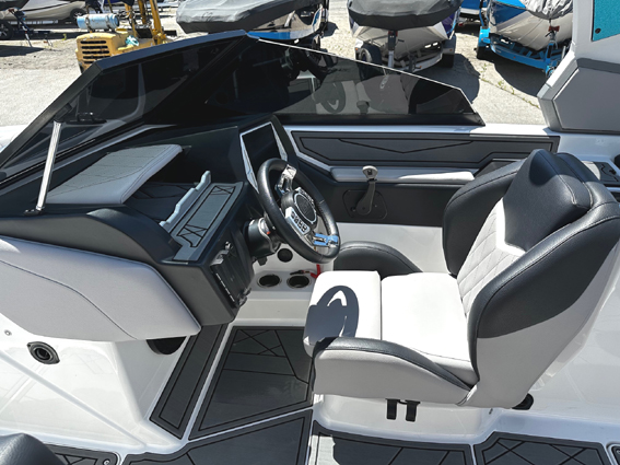 2021 23' Tige' "Z3" Bowrider
