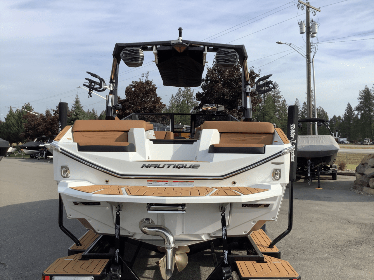 2025 Nautique G23